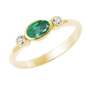 Anello da 4.50 carati con castone e Verde smeraldo e diamante. 3 pietre