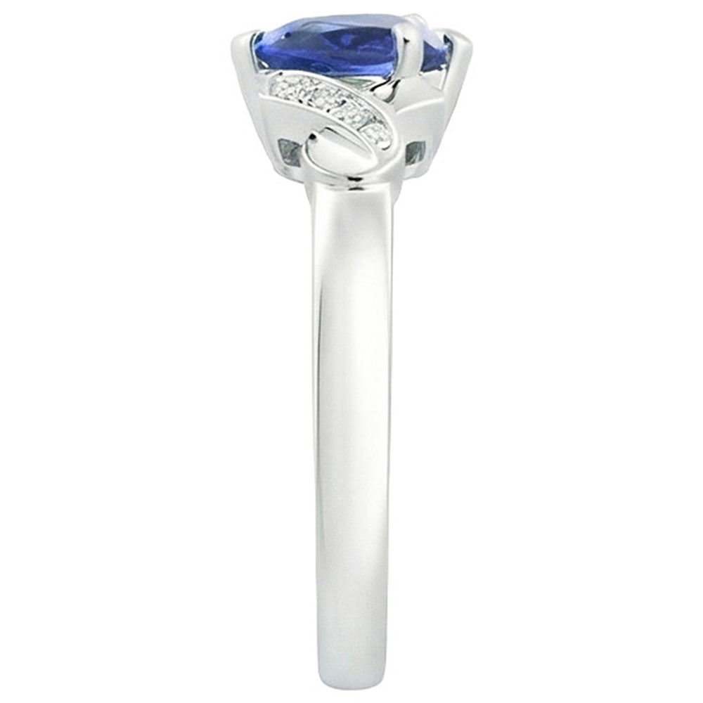 Anello da donna con diamante. cuore. blu. zaffiro. oro. amore. gioielli. 3.25 carati