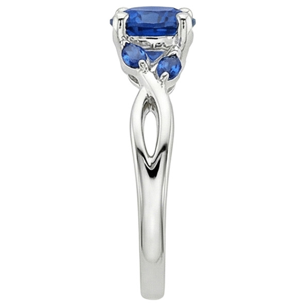 Anello da donna con zaffiri di Ceylon tondi e marquise 2.50 carati