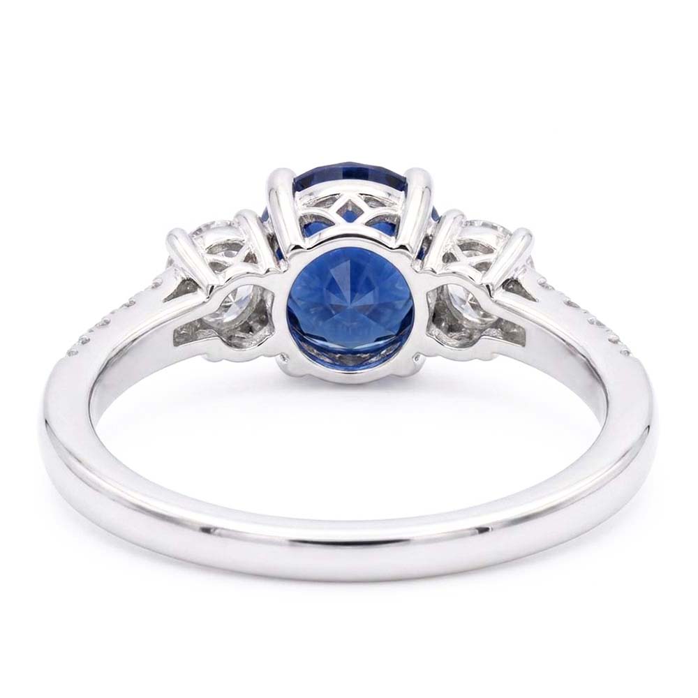 Anello da donna con zaffiro blu 3 pietre da 1,50 carati con anello in oro bianco 14K con diamanti