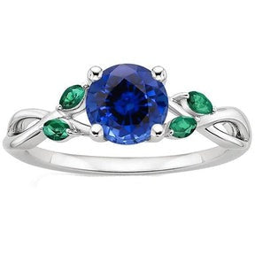 Anello da donna con zaffiro blu naturale e smeraldi 3 carati