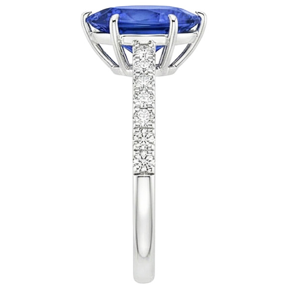 vero pear diamante 5carati anello su bianco
