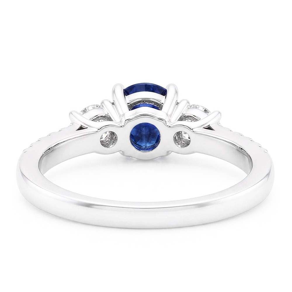 Anello da donna in stile 3 pietre con zaffiro blu e diamanti con accenti di 2 carati e oro bianco 14K