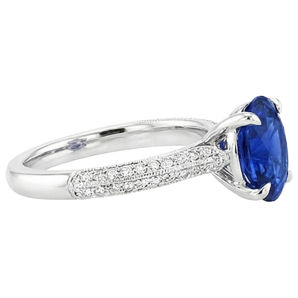 Anello da donna in zaffiro blu stile antico con accenti 5.50 carati