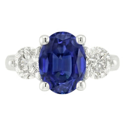 Anello dell'anniversario con tre pietre di zaffiro blu intenso da 3,50 carati