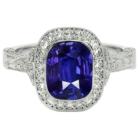 Anello di diamanti in stile antico con castone e cuscino con zaffiro di Ceylon 8 carati