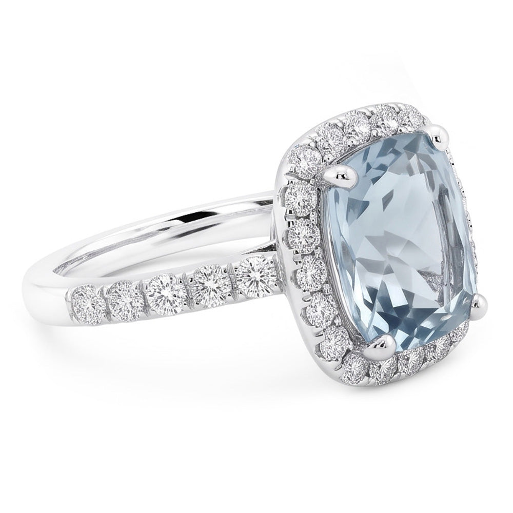 Anello di fidanzamento 11.25 ct con acquamarina e diamanti in oro bianco 14K