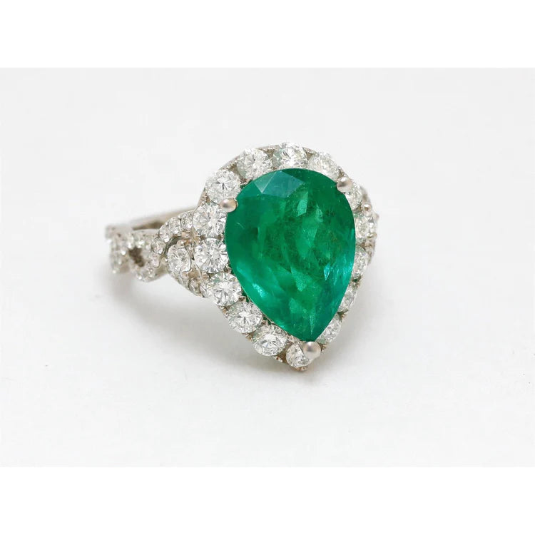 Anello di fidanzamento con diamante Verde smeraldo taglio pera 9 carati oro bianco 14K