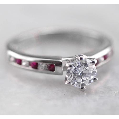 Anello di fidanzamento con diamante rotondo. 1.50 carati. set di canali in oro bianco 14 carati - harrychadent.it