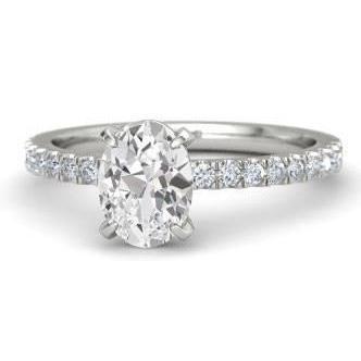 Anello di fidanzamento con diamante taglio ovale e rotondo da 3,25 carati Novità - harrychadent.it