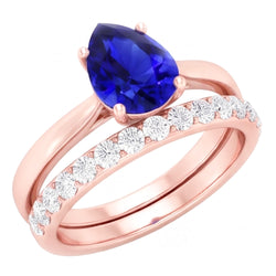 Anello di fidanzamento con gemma di pera e fascia di diamanti in oro rosa 4 carati