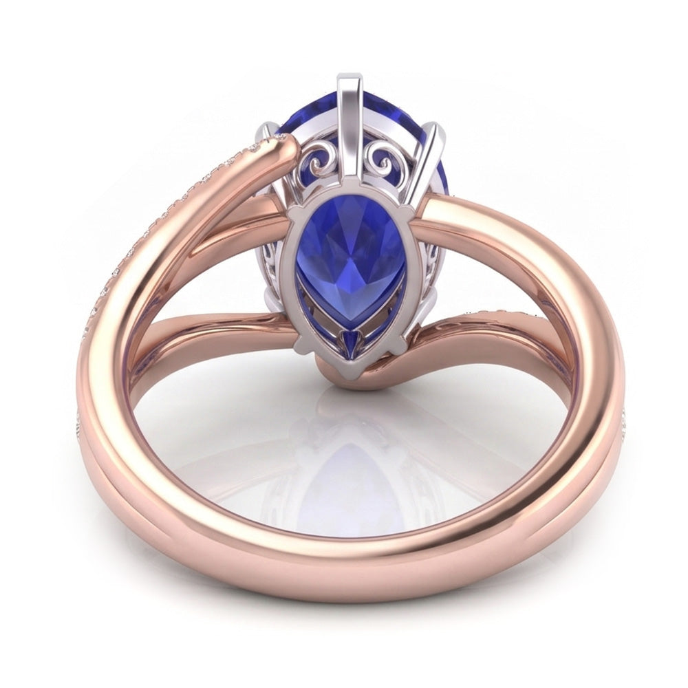 Anello di fidanzamento con gioielli in pietra preziosa blu zaffiro bicolore 4.50 carati