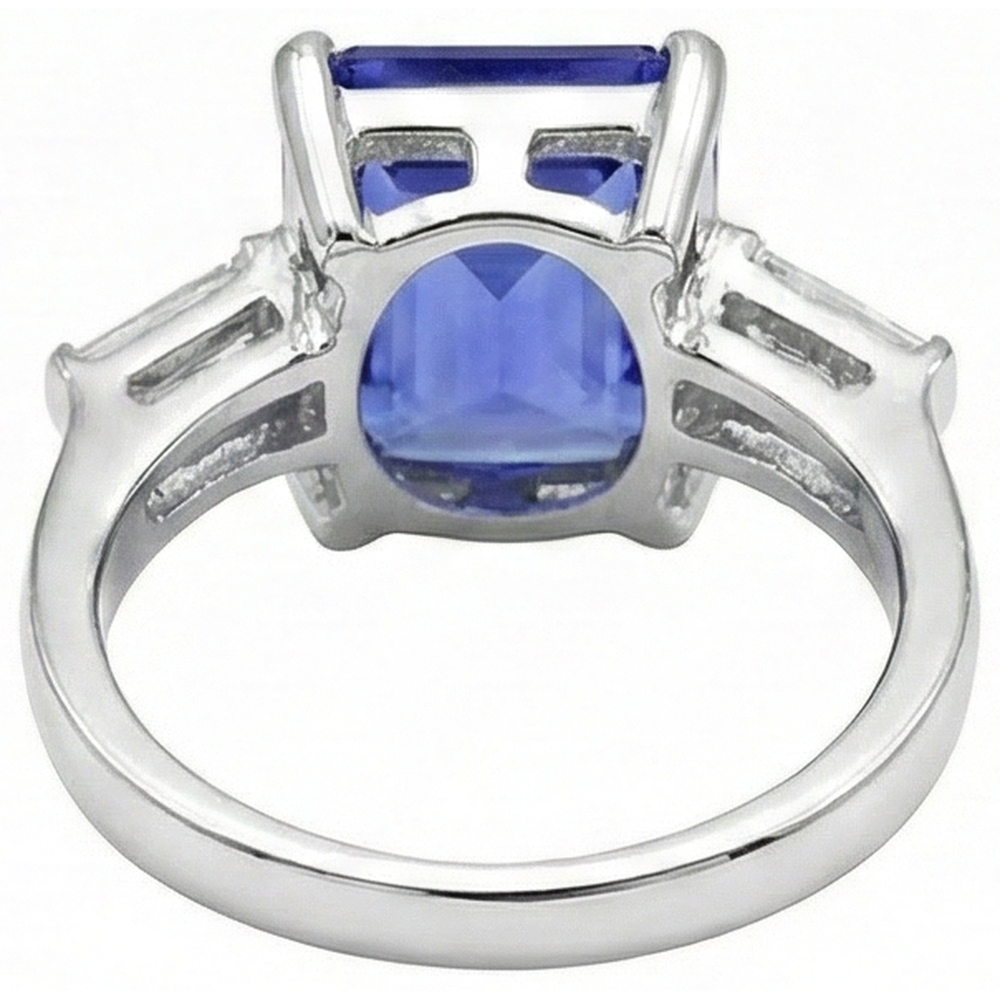 Anello di fidanzamento con tanzanite e baguette a taglio smeraldo da 8,30 carati
