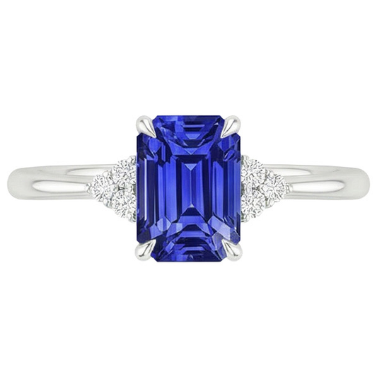 Anello di fidanzamento con zaffiro di Ceylon da 3,50 carati e accenti di diamanti