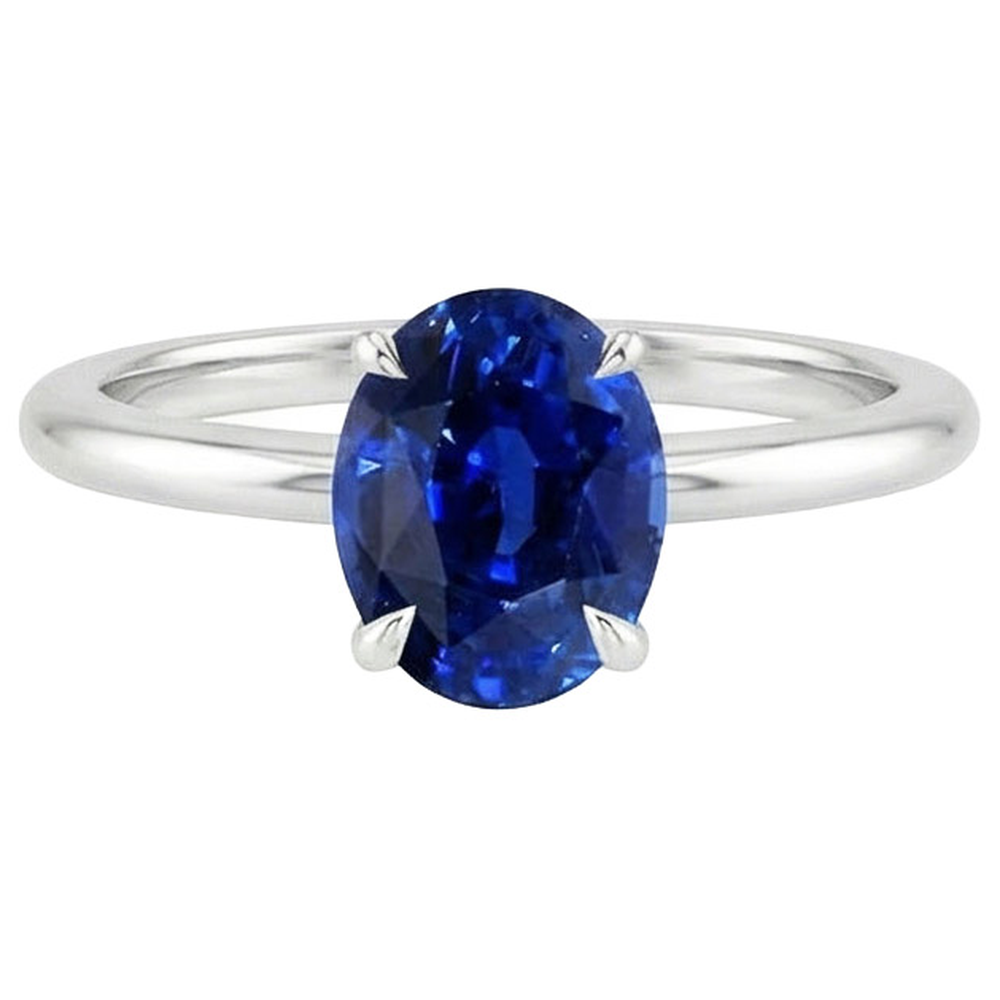 vero oval diamante 2carati anello su bianco