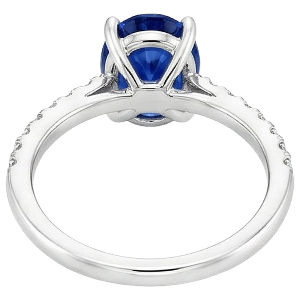 Anello di fidanzamento da donna con zaffiro blu e pavé di diamanti 5.25 carati