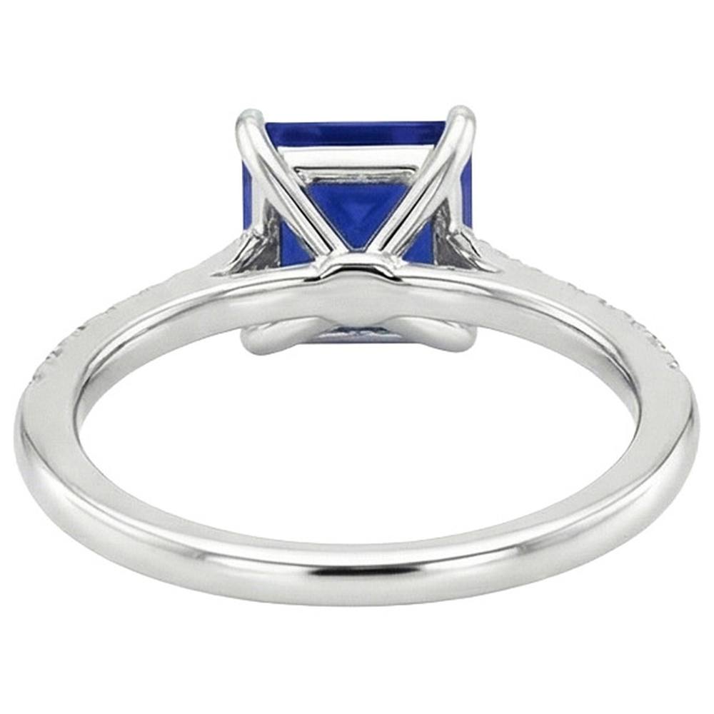 Anello di fidanzamento da donna in oro rosa con zaffiro blu e diamanti 5.50 carati