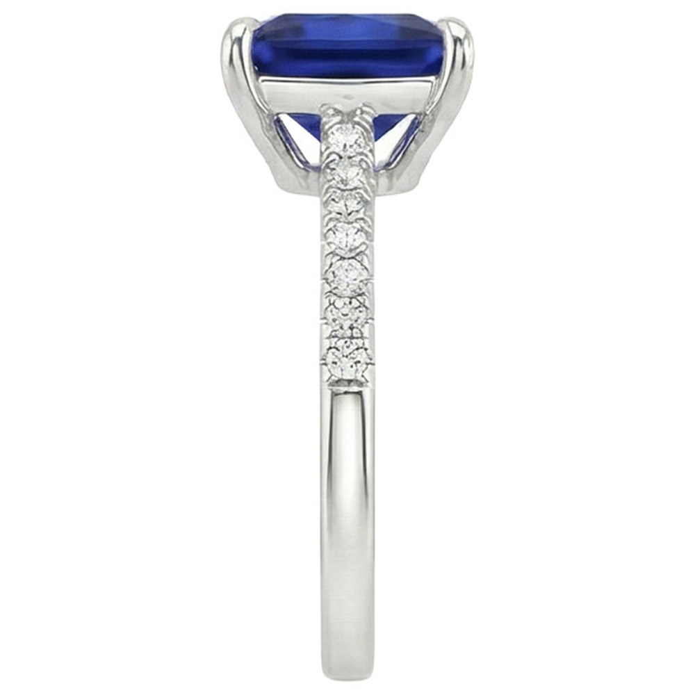 Anello di fidanzamento da donna in oro rosa con zaffiro blu e diamanti 5.50 carati