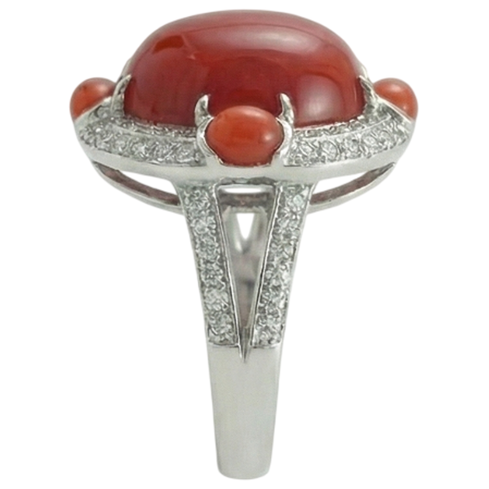 Anello di fidanzamento in oro bianco 14k con corallo naturale e diamanti da 10 ct