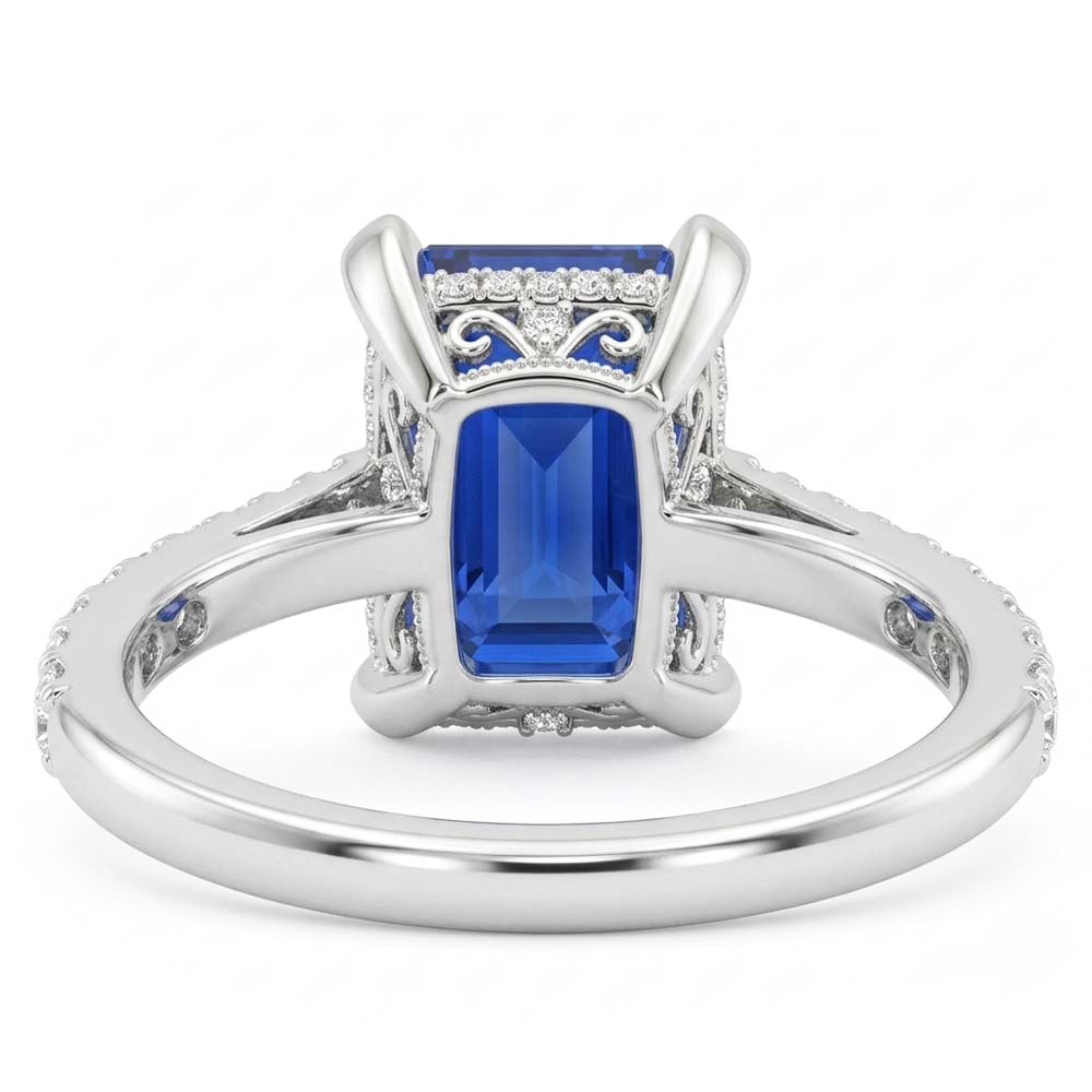 Anello di fidanzamento in oro con zaffiro blu smeraldo e pavé di diamanti 2.50 carati