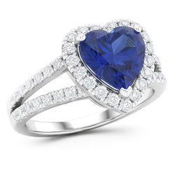 Anello fantasia in oro bianco 14K con diamanti e zaffiri a taglio cuore blu da 4.45 ct