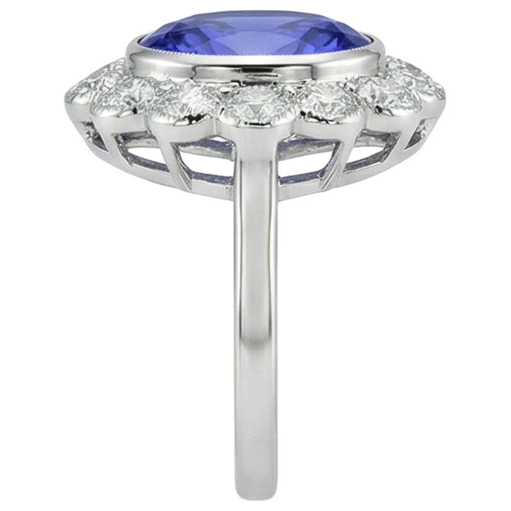Anello in Oro Bianco 14 Carati Con Castone Ovale Da 5.15 CT Con Tanzanite E Diamanti