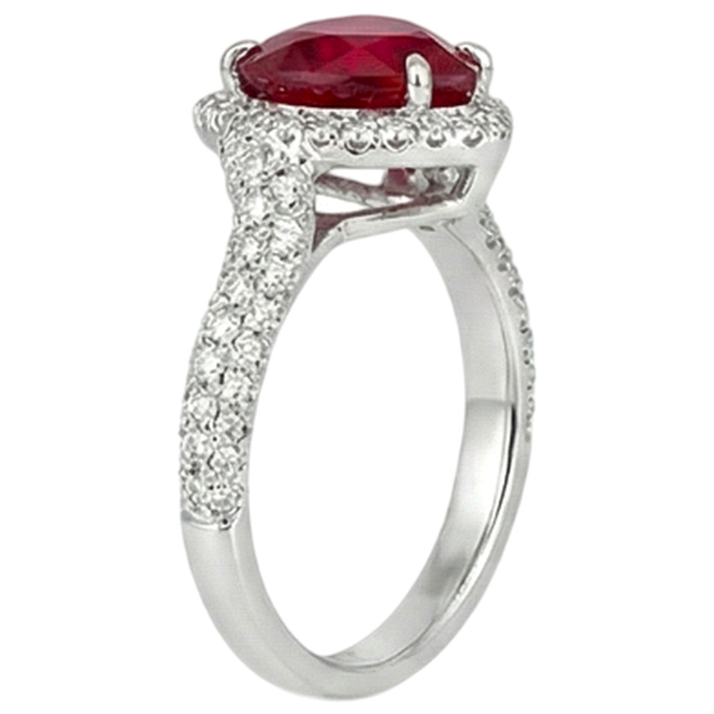 Anello in oro 14K a forma di cuore con rubino rosso da 6,75 ct con diamanti