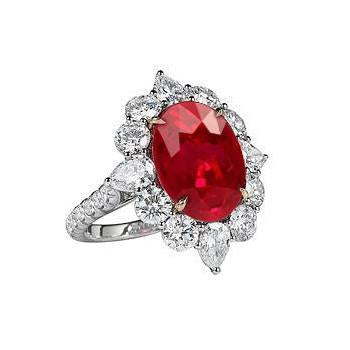 Anello in oro bianco 14 carati con rubino ovale da 4.50 ct con diamanti rotondi - harrychadent.it