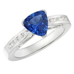 Anello in oro bianco 14K con zaffiro di Ceylon e diamanti da 2 carati