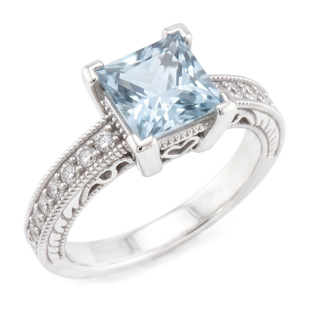 Anello in oro bianco con acquamarina taglio princess con diamanti rotondi 16 ct