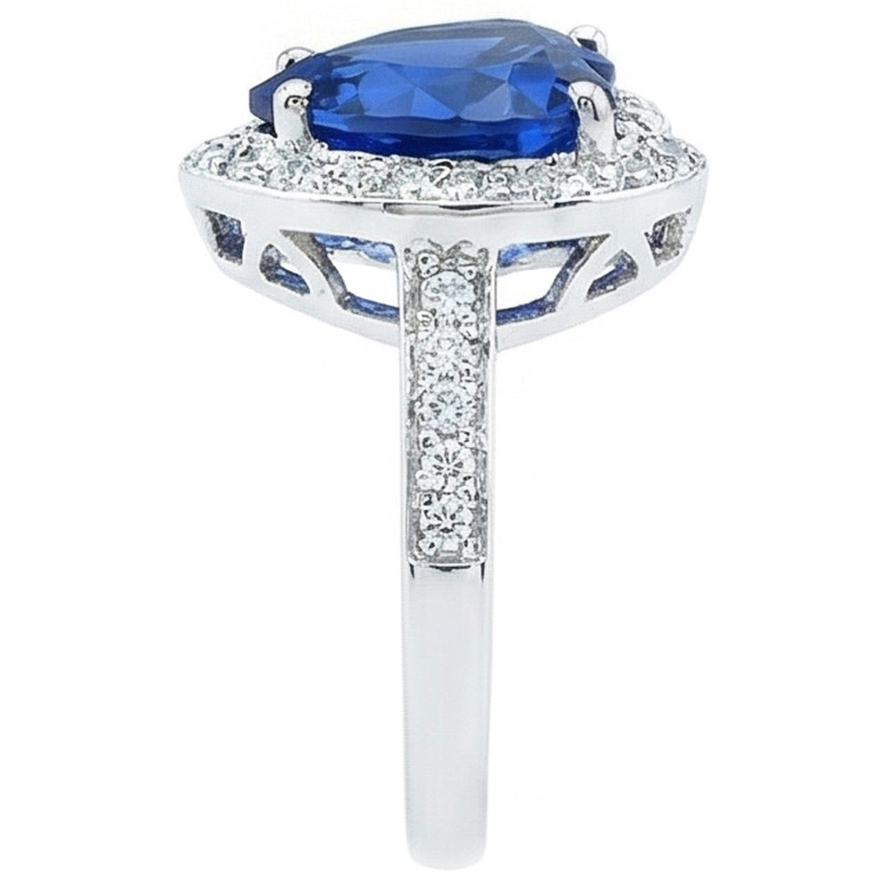 Anello in oro bianco con zaffiro blu dello Sri Lanka e diamante 4.5 carati