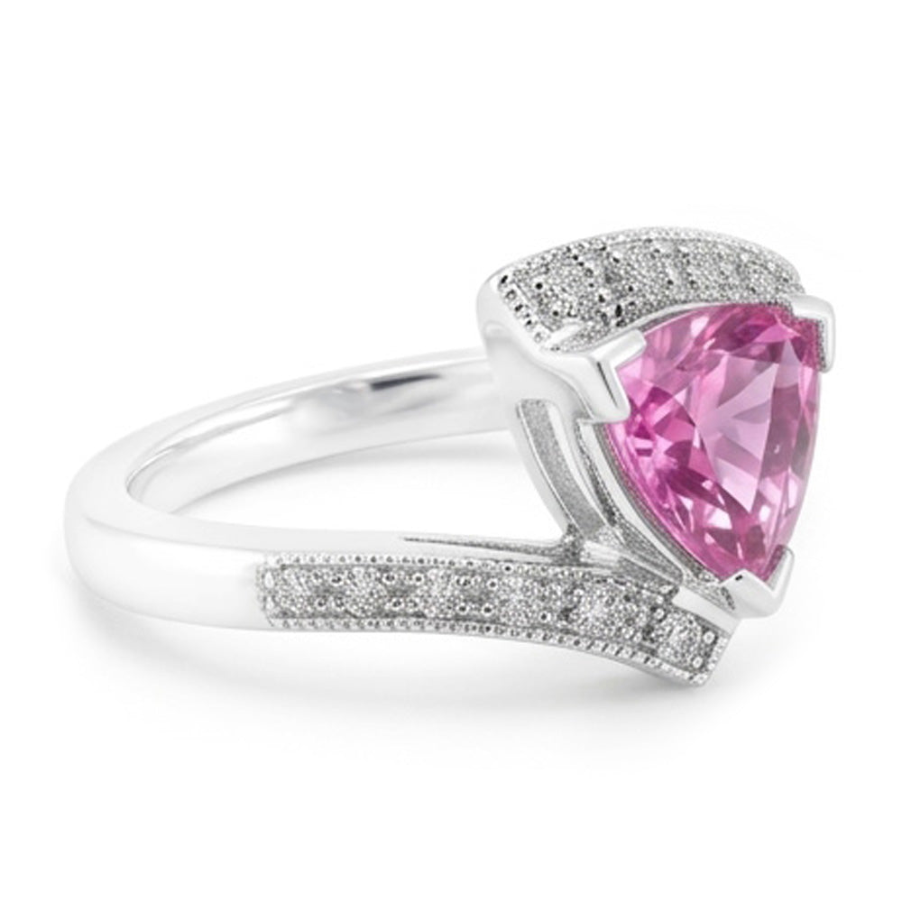 Anello in oro bianco con zaffiro rosa taglio trilioni di diamanti. gioielli in oro bianco da 1.25 ct