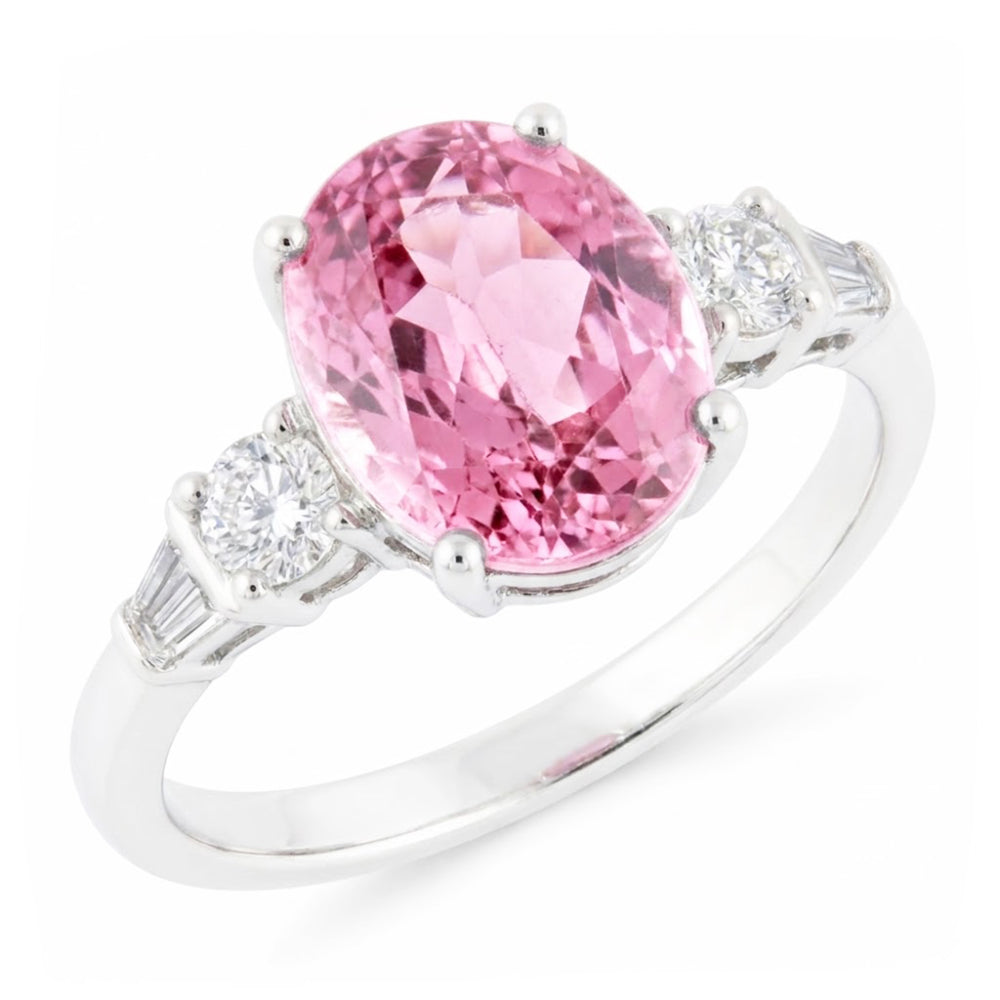 Anello in oro con kunzite rosa taglio ovale e diamante 16,25 carati