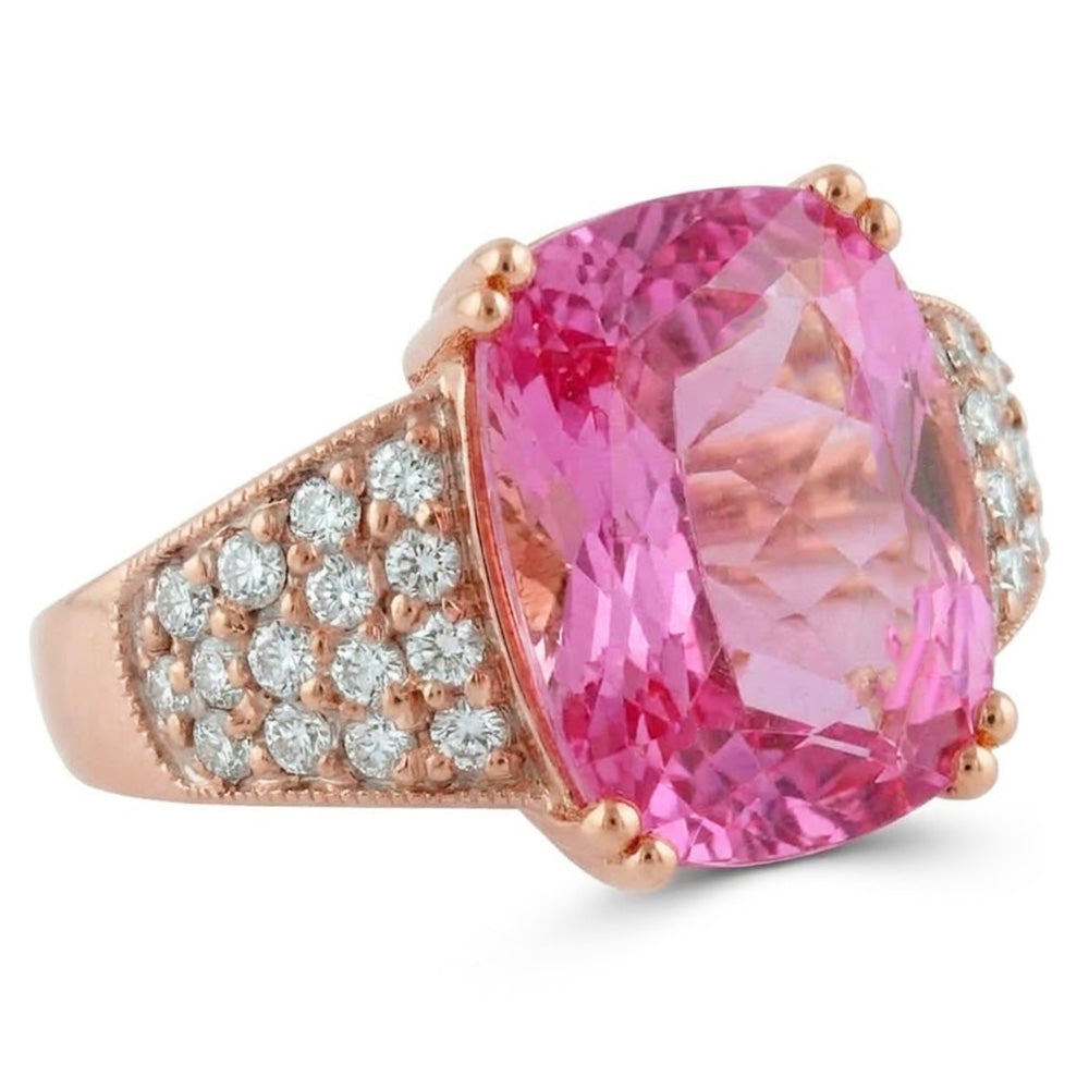 Anello in oro rosa 14 kt con grande kunzite rosa con piccoli diamanti 18.85 ct