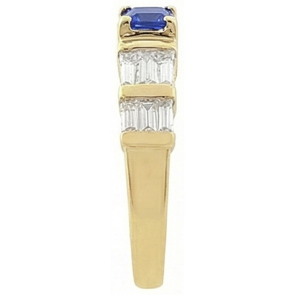 Anello in oro giallo da 2.51 carati con zaffiro blu dello Sri Lanka 14K