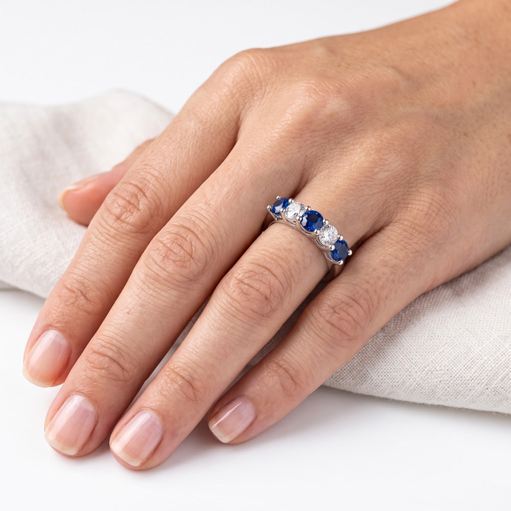 Anello in pietra di zaffiro blu con diamante rotondo 2 carati in oro bianco 14K