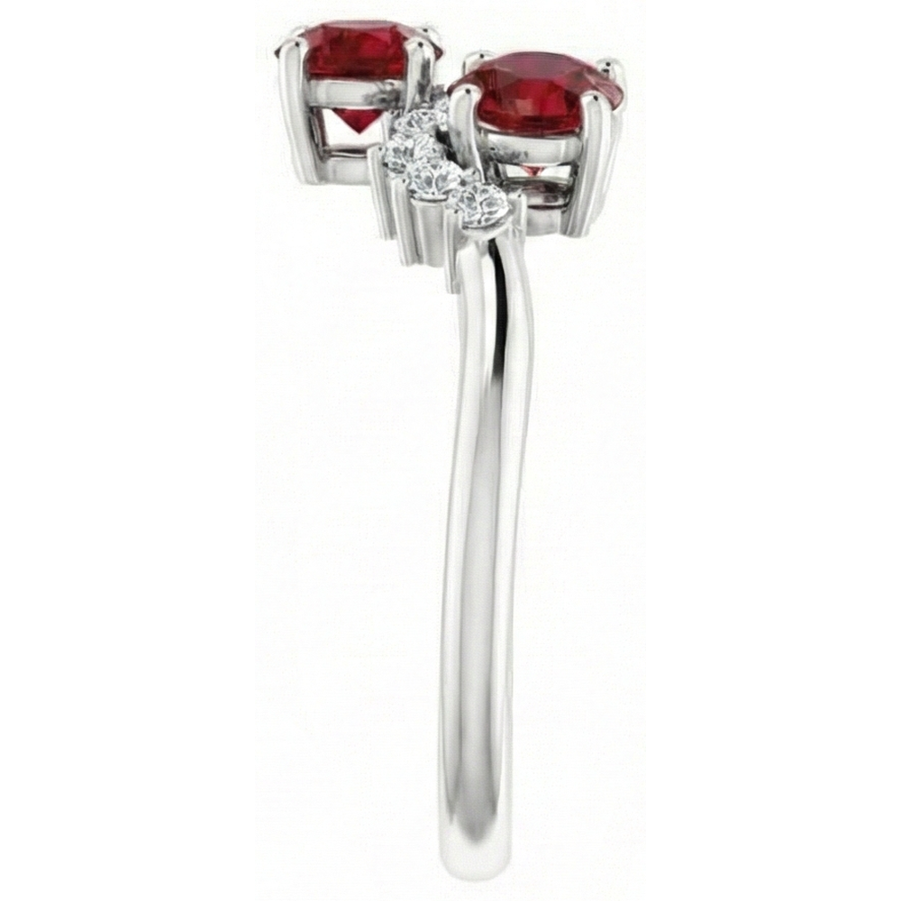 Anello in pietra rubino con diamante rotondo 2.40 carati in oro bianco 14K