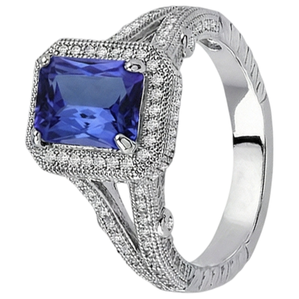 Anello in stile antico con tanzanite e diamanti da 4.51 carati in oro bianco