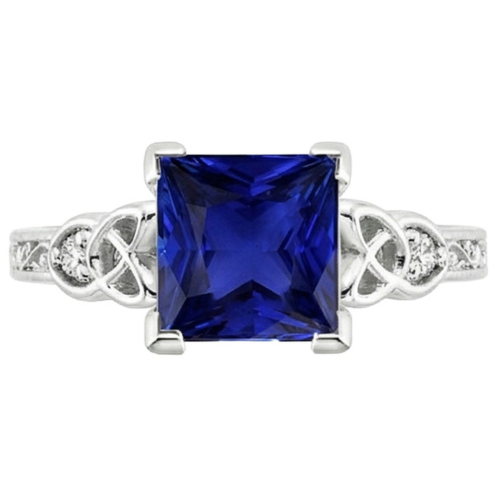 Anello in stile vintage con zaffiro di Ceylon e diamanti. oro 5.25 carati 14K