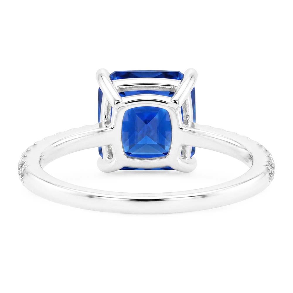 Anello in zaffiro blu brillante con pietre preziose con accenti di diamante 3.50 carati