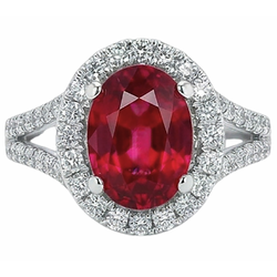 Anello nuziale rosso rubino ovale con accenti diamante 6.75 carati oro bianco