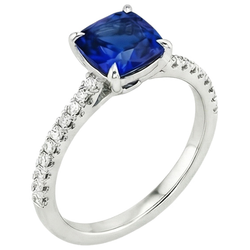 Anello solitario con accenti di diamante a cuscino con zaffiro blu da 3,25 carati
