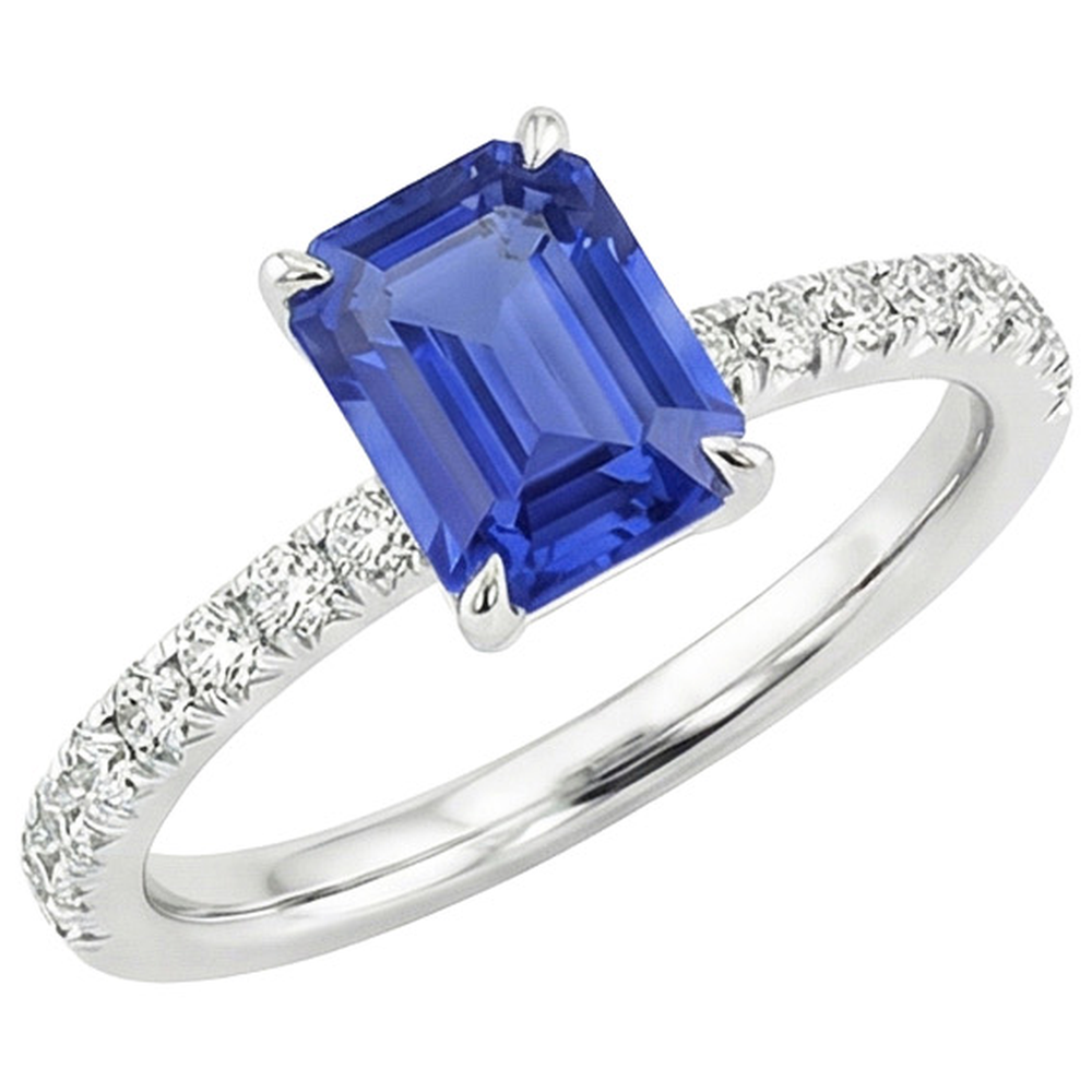 Anello solitario con dettagli in pavé di zaffiri blu da 4,50 carati e diamanti in oro bianco 14K