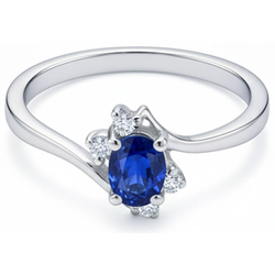 Anello solitario con zaffiro dello Sri Lanka da 1,90 carati e diamanti in oro bianco 14K