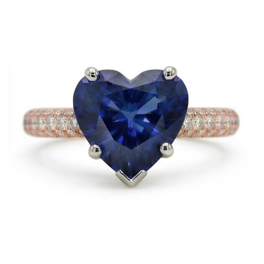 Anello solitario cuore zaffiro blu con pavé di diamanti 3.50 carati