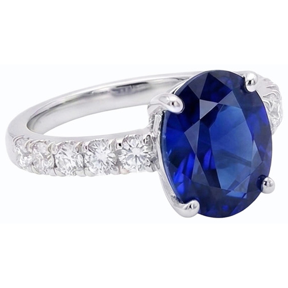 Anello solitario da donna con zaffiro taglio ovale e diamanti accentati 5.50 carati