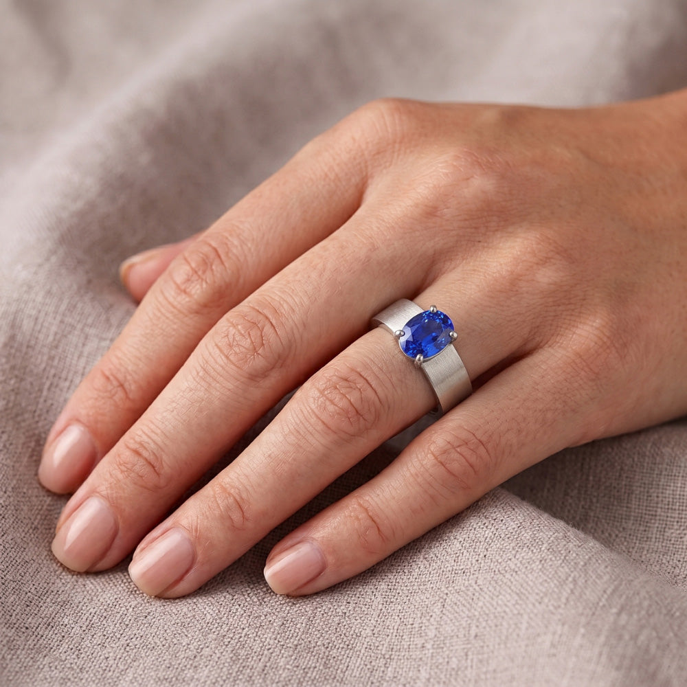 Anello solitario da uomo con zaffiro blu, pietra preziosa naturale ovale da 1,50 carati, oro bianco 14K