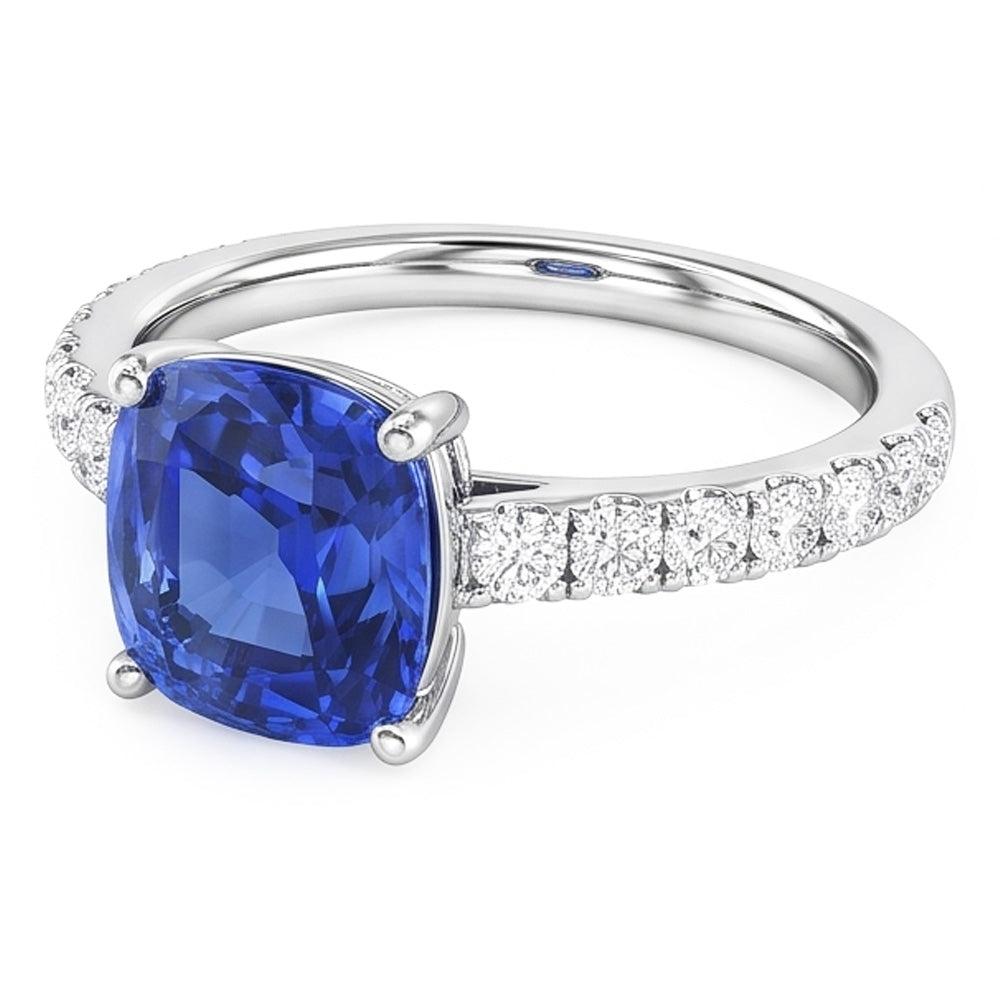Anello solitario in oro bianco con zaffiro blu e diamante accentato 2.50 carati