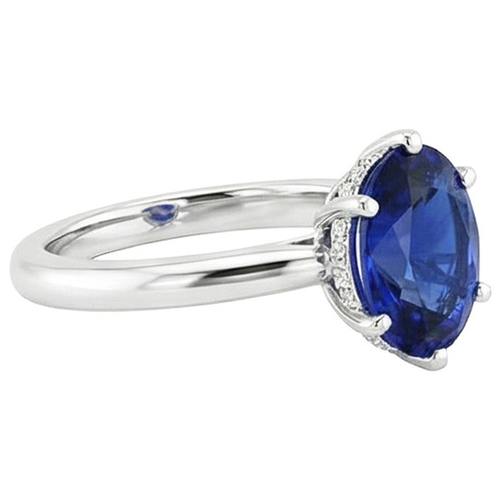 vero oval diamante 2.50carati anello su bianco