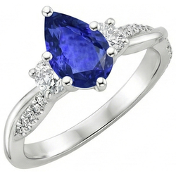 Anello stile 3 pietre con accenti diamante e zaffiro blu pera 6 carati